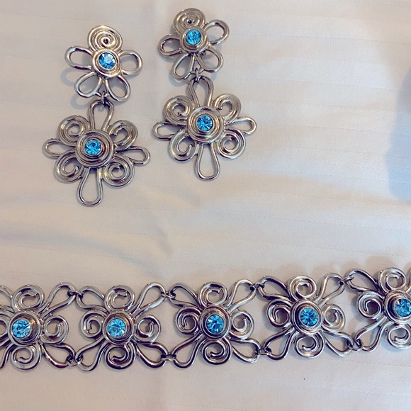 2 Stunning Jewelry Sets & 1 Beautiful Cuff Watch for 1 Price!!! - Picture 3 of 4